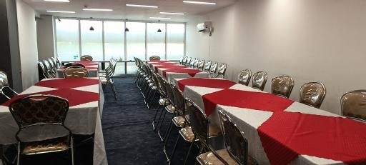 عکس ظروف کرایه و تشریفات آسمان