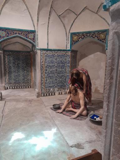 حمام گنجعلی خان