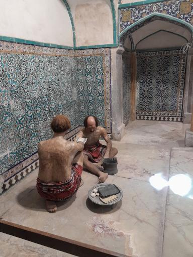 حمام گنجعلی خان