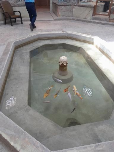 حمام گنجعلی خان