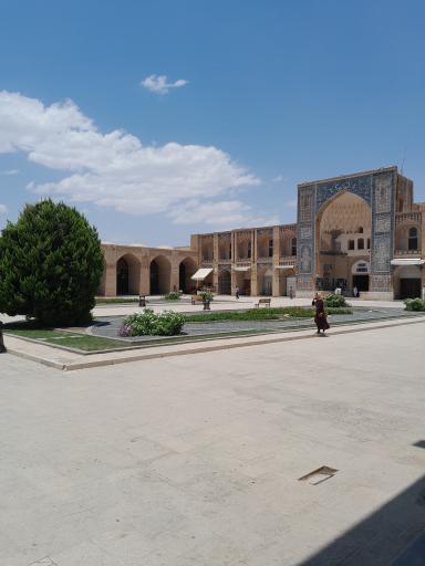 حمام گنجعلی خان