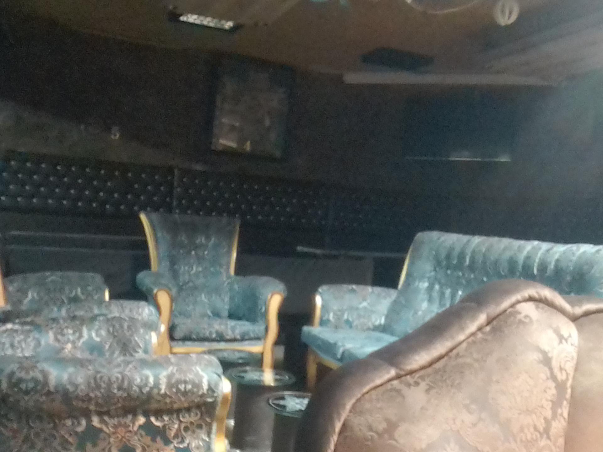 عکس قلیان سرای هلال