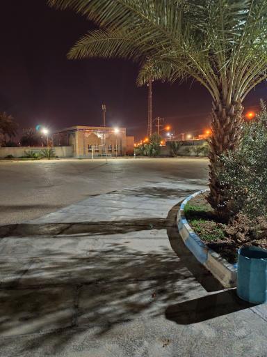عکس دبیرستان باهنر