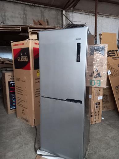 عکس کارخانه لوازم خانگی جنرال