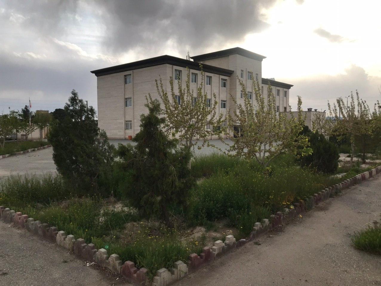 عکس دبیرستان نمونه دولتی امام علی (ع) (نظری)