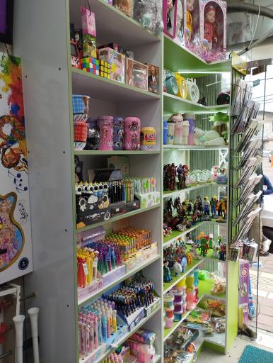 عکس فروشگاه آقای اسباب بازی 