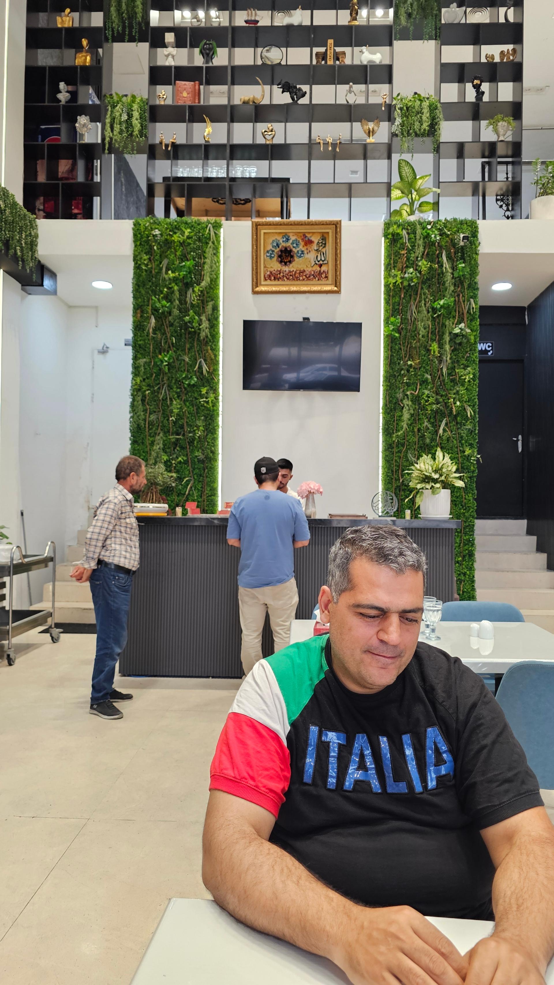 عکس رستوران شاندیز صفدری