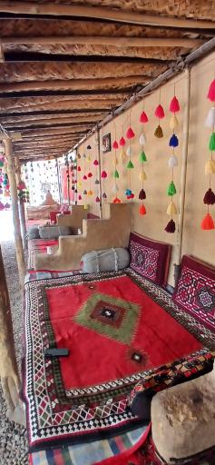 عکس سفره خانه و دیزی سرای اجاق