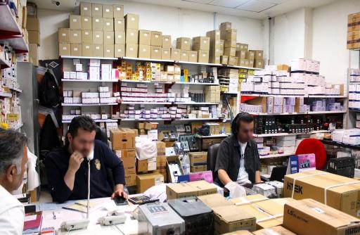 عکس فروشگاه الکترو تلاش