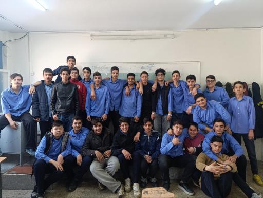 عکس دبیرستان هیات امنایی آزادگان