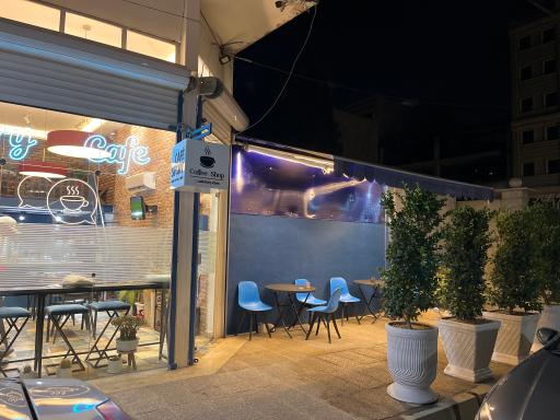 کافه استوری 