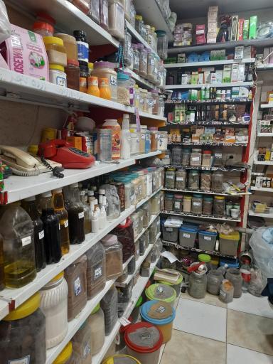 عکس عطاری و لوازم قنادی خاکشوری