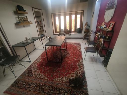 عکس کافه کتاب صنم