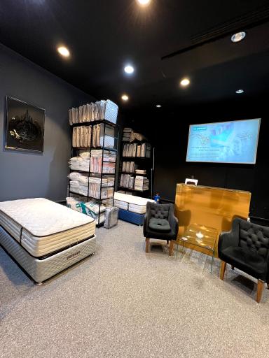 عکس تشک و کالای خواب یاتسام شعبه لاله پارک