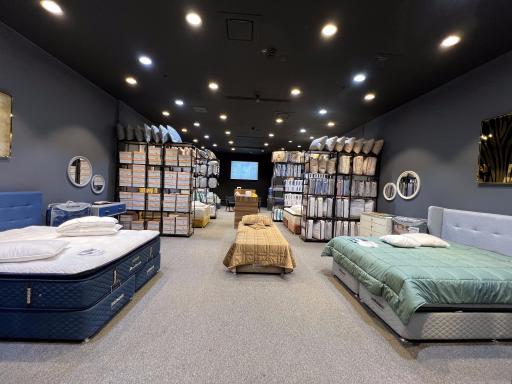 عکس تشک و کالای خواب یاتسام شعبه لاله پارک