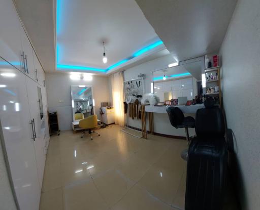 عکس سالن زیبایی عروس سایه