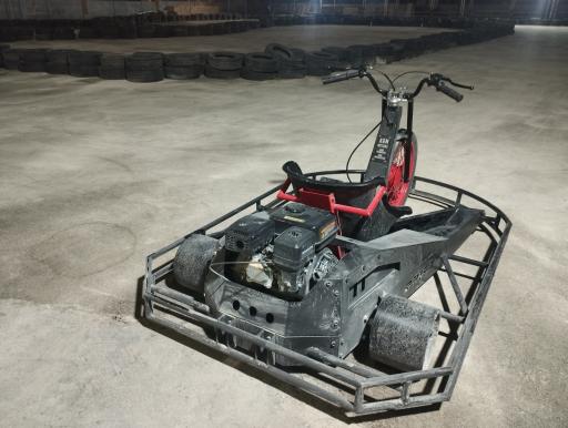 عکس دریفت ترایک شهربازی بزرگ غدیر