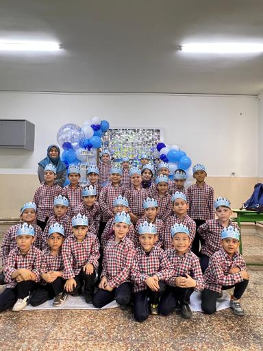 عکس دبستان و دبیرستان پسرانه حضرت امیر (ع)