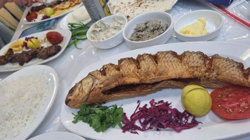 عکس رستوران عاشوری