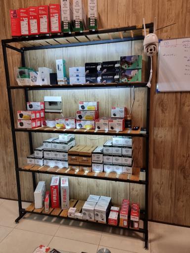 عکس فروشگاه دوربین مداربسته رایموند
