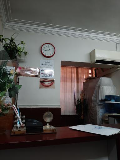 عکس دندانپزشکی دکتر نوذر مهبدی 