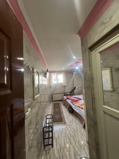 عکس هتل آپارتمان مهدی فر