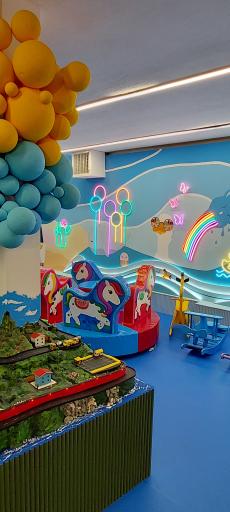 عکس خانه بازی شاینی لند