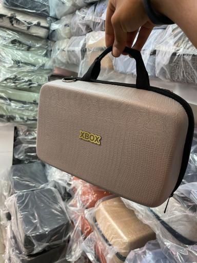 عکس مرکز حافظه ملکه سوم