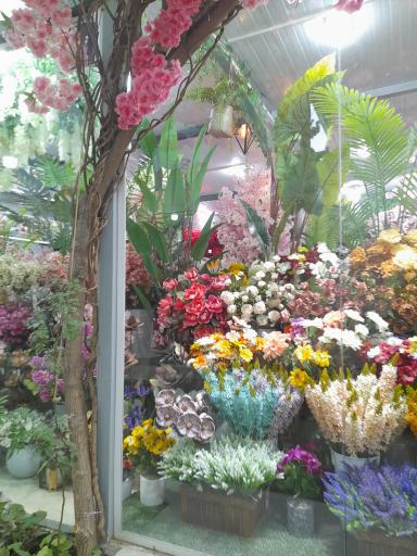 عکس بازار گل و گیاه پردیس فارس