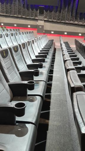 عکس پردیس سینمایی پارک قوچان