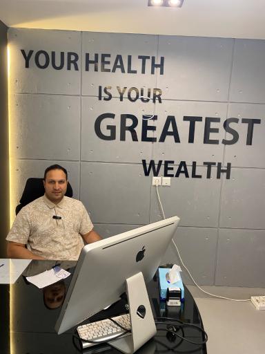 عکس کلینیک فوق‌ تخصصی درد ستون فقرات دکتر نادری افشار