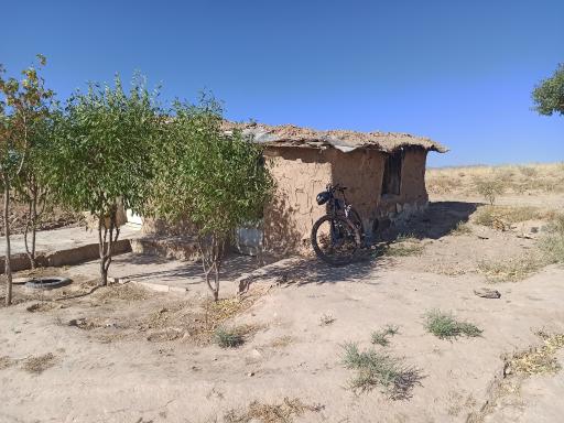 عکس کلبه مسیر کوهنوردی تخت مایون