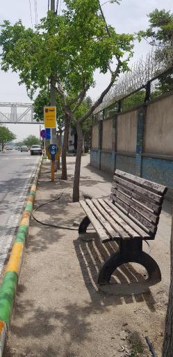 عکس ایستگاه اتوبوس میدان جهاد