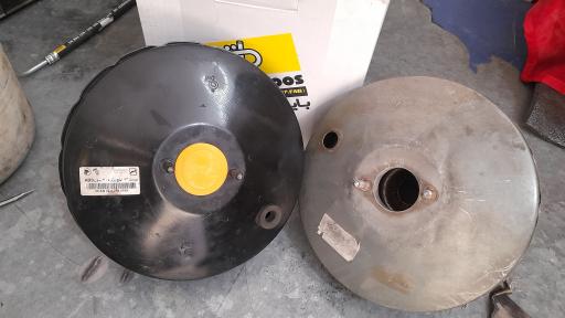 عکس بوستر ترمز علی 