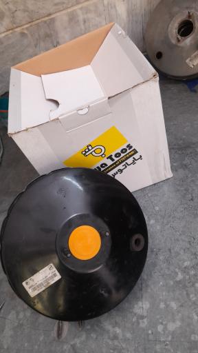 عکس بوستر ترمز علی 