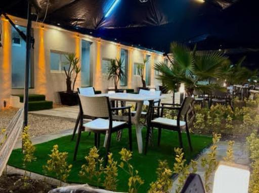 عکس کافه رستوران وانیا