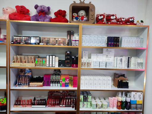 عکس لوازم آرایشی و بهداشتی و خرازی نرگس