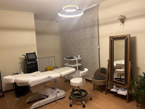 عکس مجموعه پزشکی زیبایی هانا