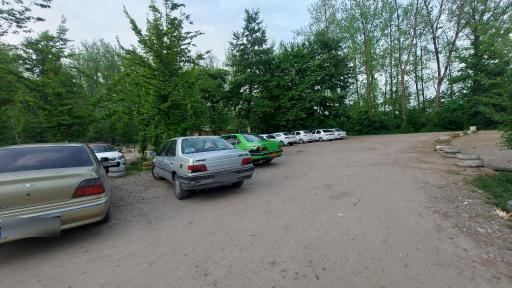 عکس پارکینگ پارک سراوان