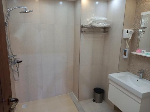 عکس هتل داوینکو