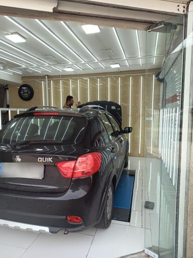 عکس مرکز تشخیص رنگ آقایی