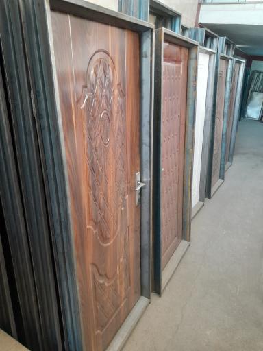 عکس درب و پنجره فروشی عرب