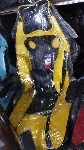 عکس پخش میز صندلی اداری