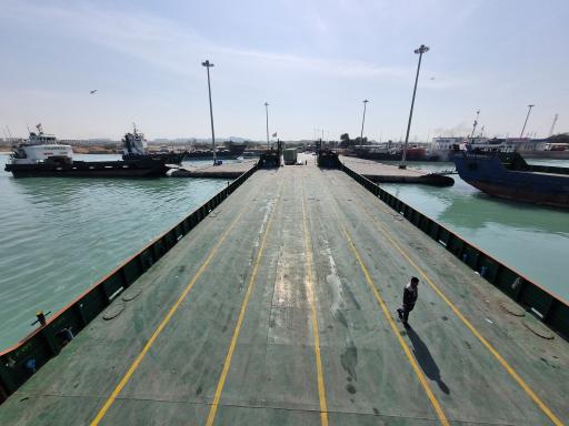 عکس اسکله لندینگ کرافت خودرویی لافت