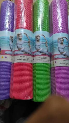 عکس فروشگاه لوازم ورزشی حیدریان