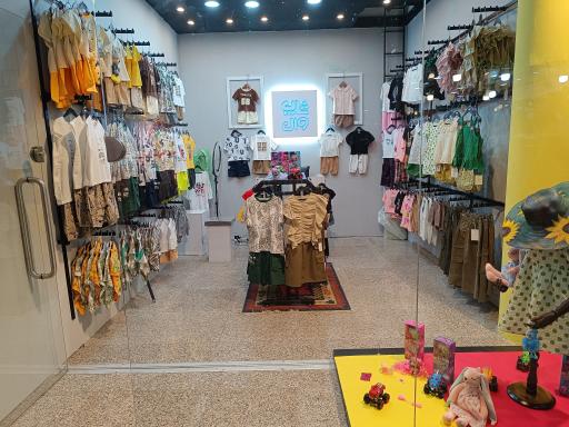 عکس پوشاک بچگانه وال 