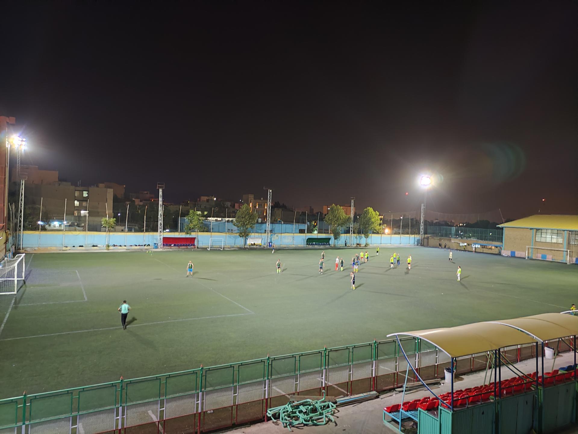 عکس زمین فوتبال