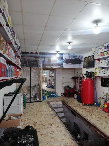 عکس تعویض روغن کوروش