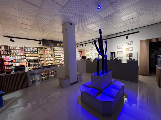 عکس داروخانه دکتر معین شرقی