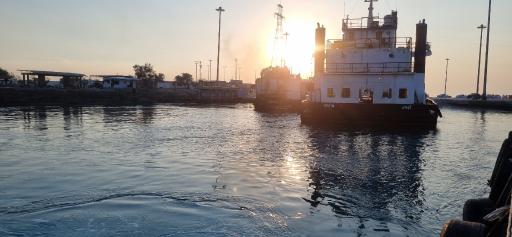 عکس اسکله لندینگ کرافت خودرویی لافت